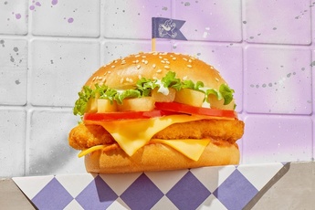 Том Ям бургер с куриной котлетой и ананасами