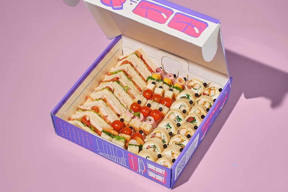 Бокс Канапе ассорти, сэндвичи и рулетики - Достаевский