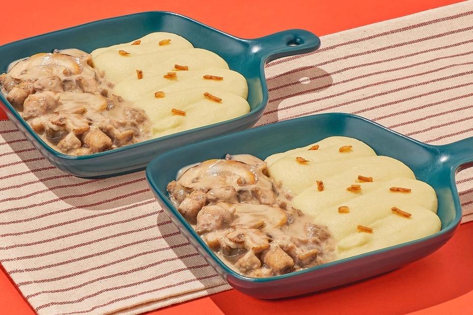 Курица в сливочном соусе с пюре Х2 - Достаевский