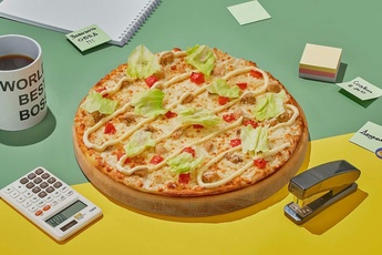 Пицца «Цезарь» на тонком тесте 30 см