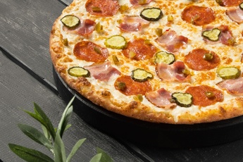 Пицца «Деревенская» на тонком тесте 30 см