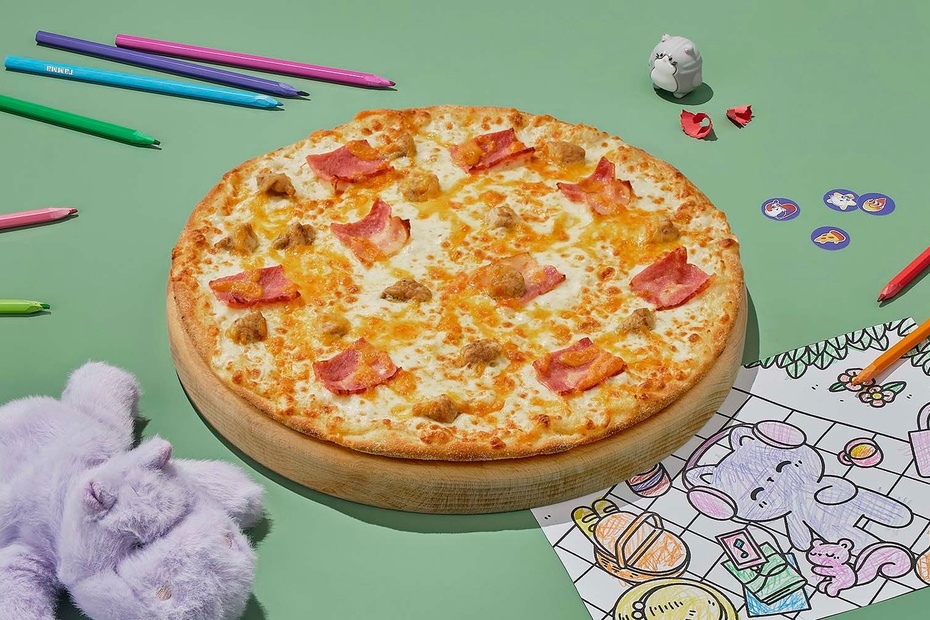 Пицца «Курица и бекон» на тонком тесте 30 см - Достаевский