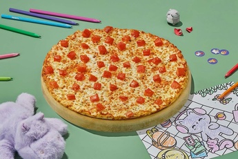 Пицца «Маргарита» на тонком тесте 30 см