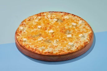 Пицца «Великолепная семерка» на тонком тесте 30 см