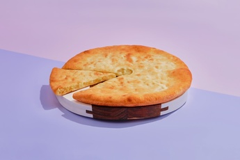 Осетинский пирог 24 см с яблоком