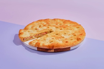 Осетинский пирог 30 см с лососем
