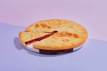 Осетинский пирог 30 см с вишней