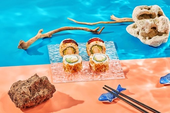 Ролл «Айсберг» с куриными стрипсами 1/2