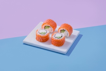 Ролл «Филадельфия» 1/2