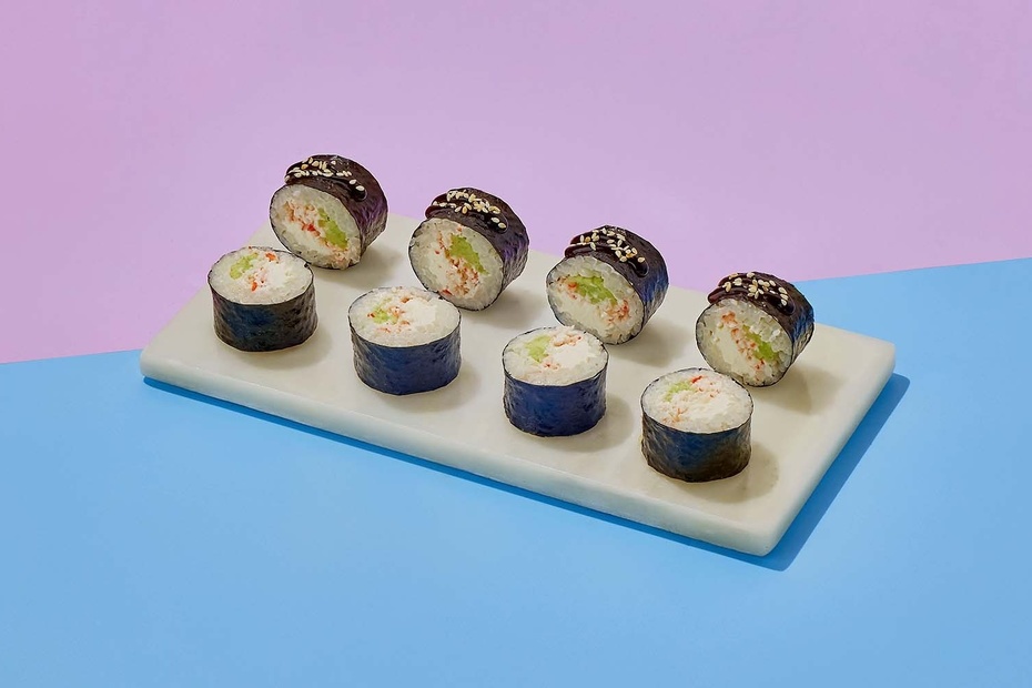 Ролл крабовый в соусе унаги - Достаевский