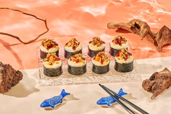 Запеченный ролл «Цезарь»