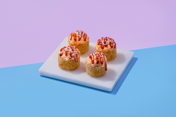 Запеченный ролл «Лосось и Креветка» 1/2