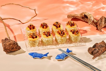 Запеченный ролл с курицей