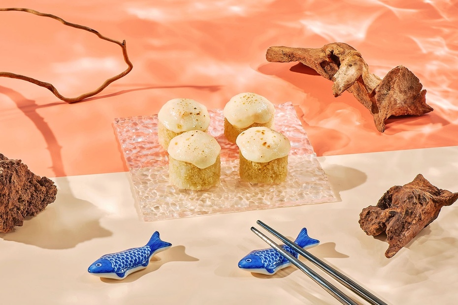 Запеченный ролл с моцареллой и креветкой 1/2 - Достаевский