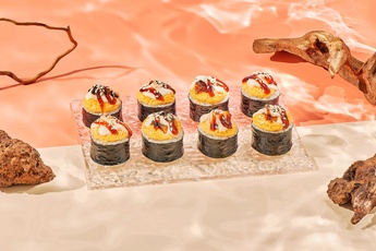 Запеченный ролл «Угорь и Лосось»