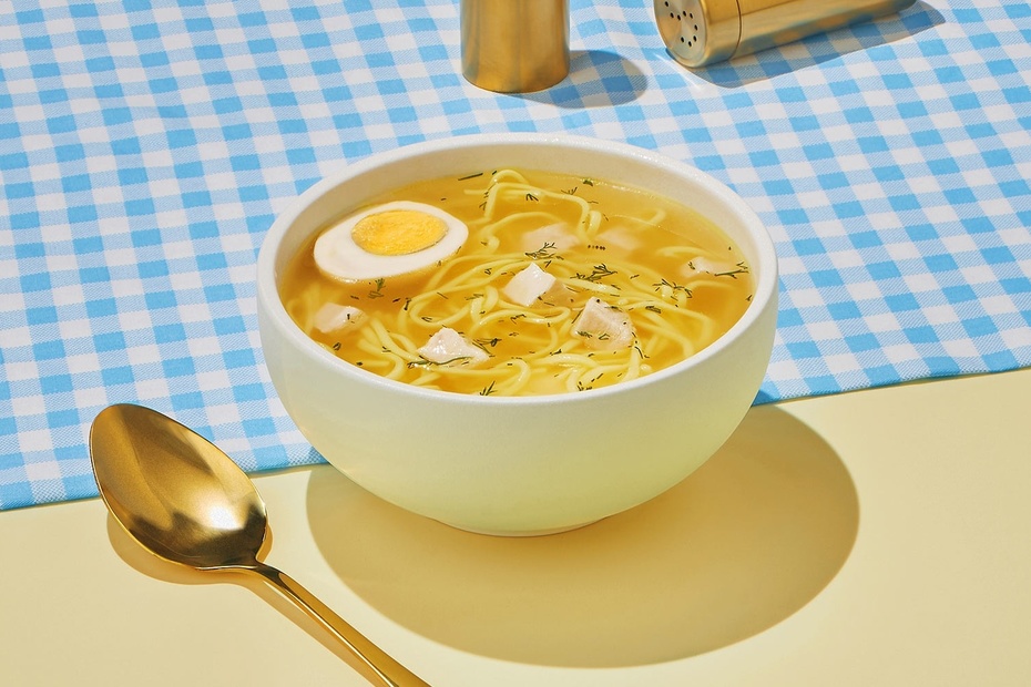 Куриный суп с лапшой Куриный суп с лапшой - Достаевский