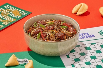 Гречневая лапша с говядиной «Блэк Пеппер»