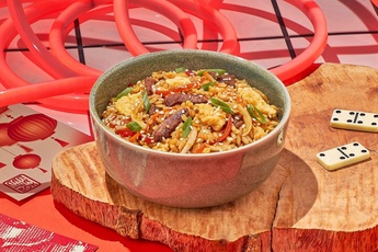 Рис с говядиной и яйцом